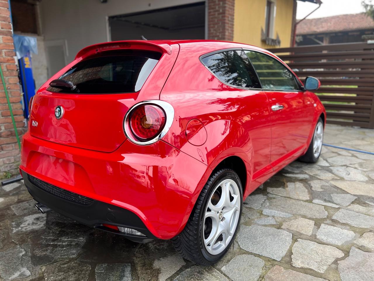 Alfa Romeo MiTo 1.4 T 155 CV bose pinze 4 pompanti