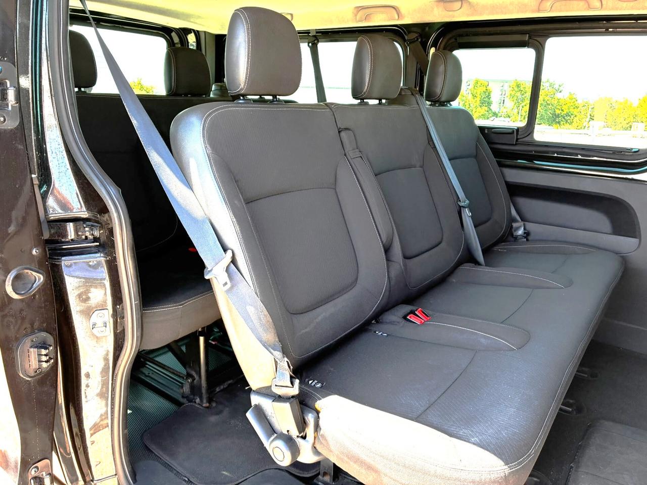 Renault Trafic 9 posti 2.0 dci 145 cv