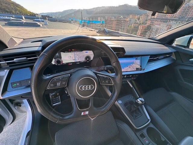 Audi A3 S-Line Sportback 35 1.5 tfsi 150cv