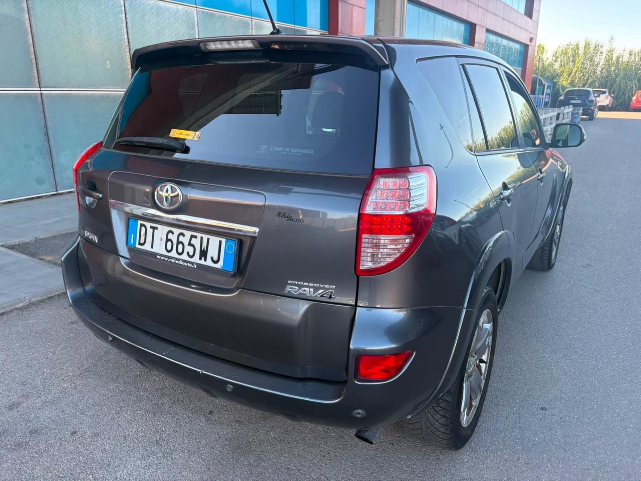 Toyota RAV 4 RAV4 2.2 D-4D 150 CV DPF Luxury automatico