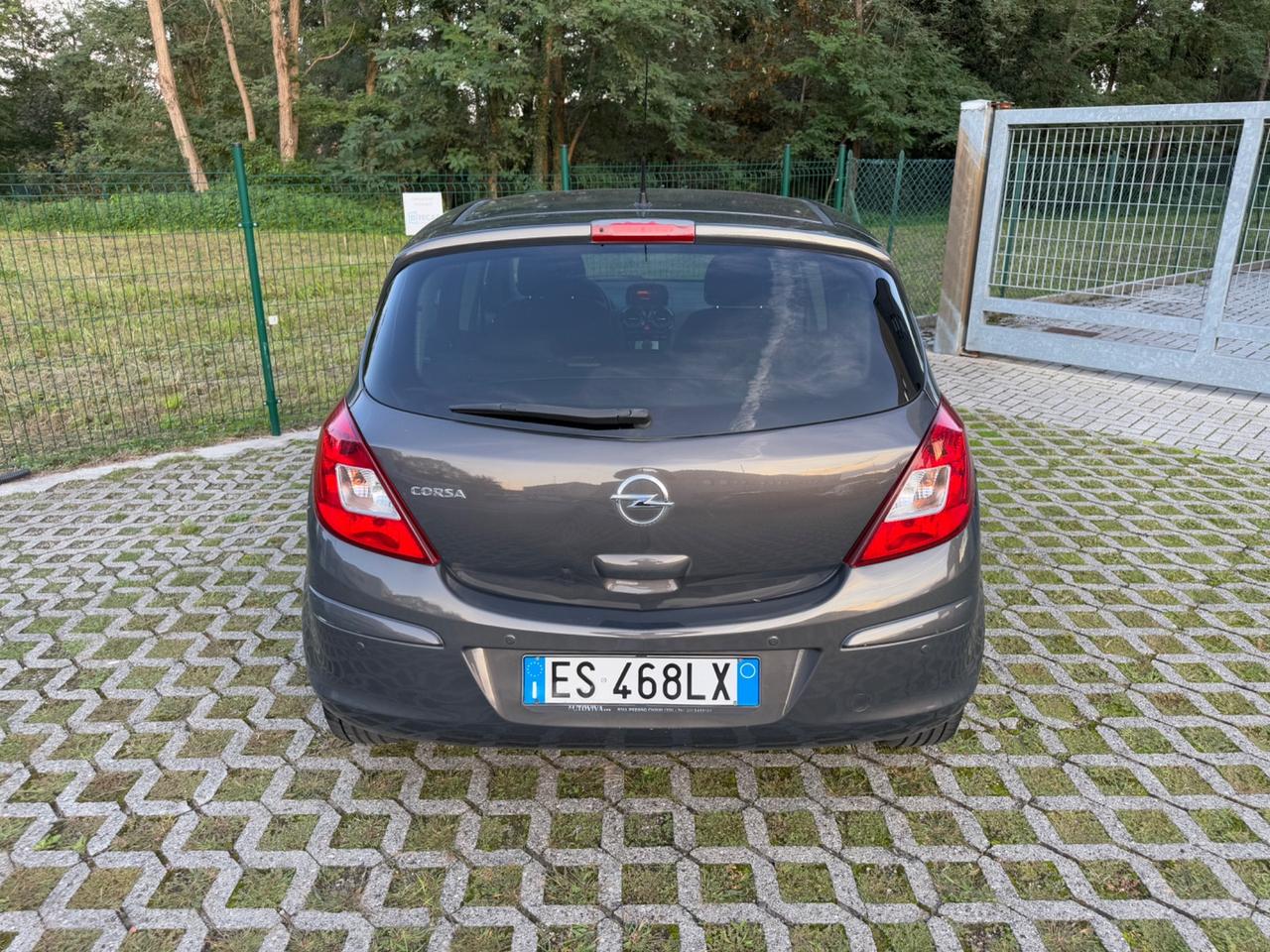 Opel Corsa 1.2 85CV 5 porte GPL-TECH*Sensori*Aux*Usb