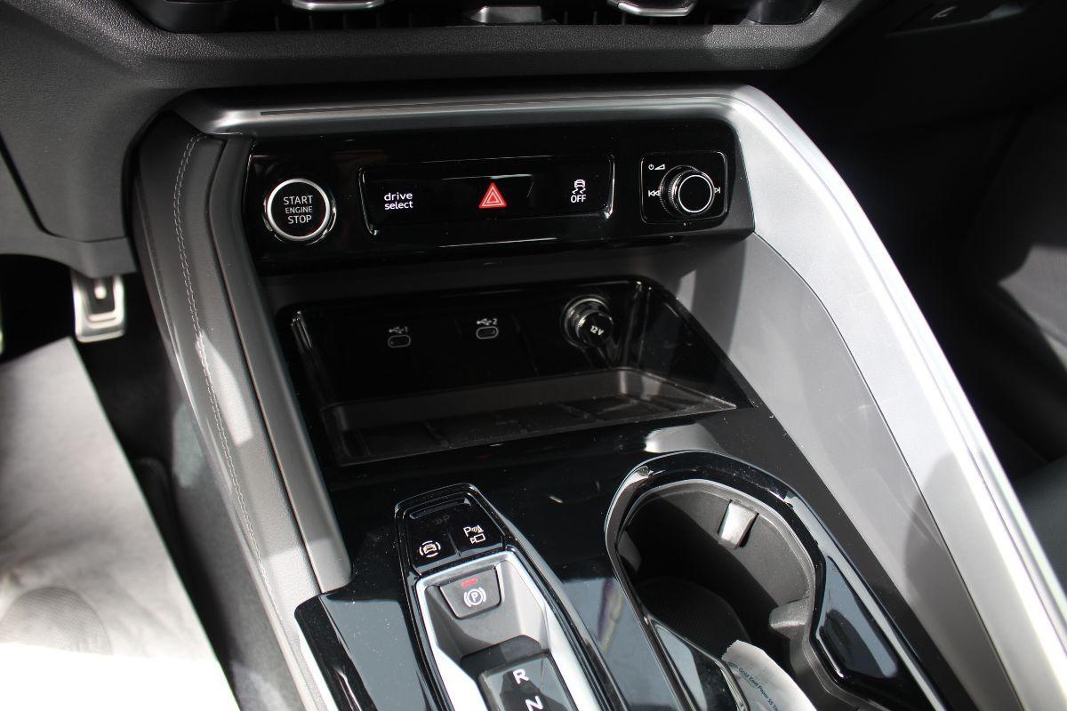 AUDI - Q5 Sportback - 2.0 tdi mhev S line edition quattro 204cv s-tronic