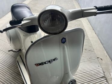Piaggio Vespa 50 Special faro tondo