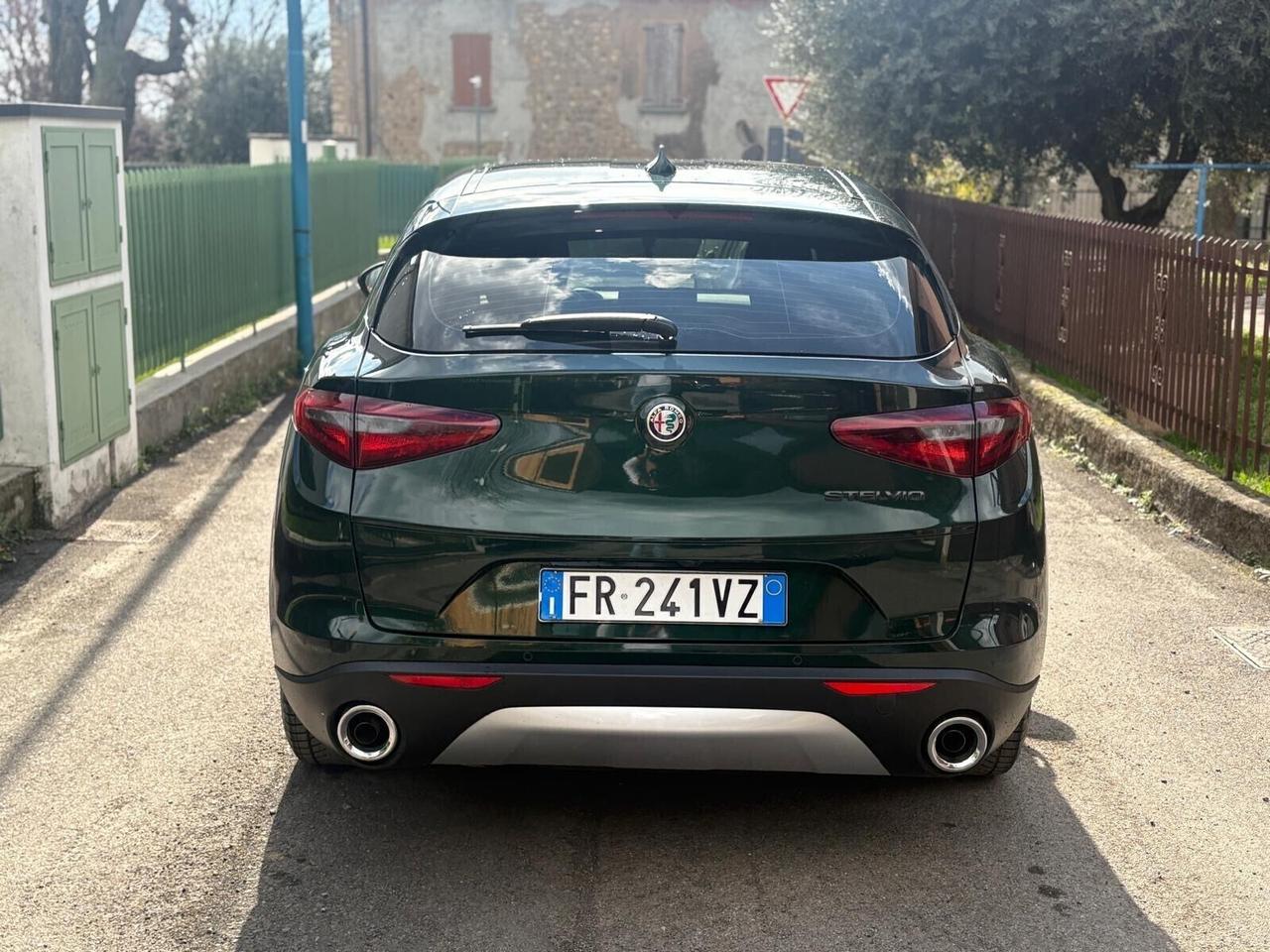 Alfa Romeo Stelvio 2.2 Turbodiesel 180 CV AT8 RWD Executive