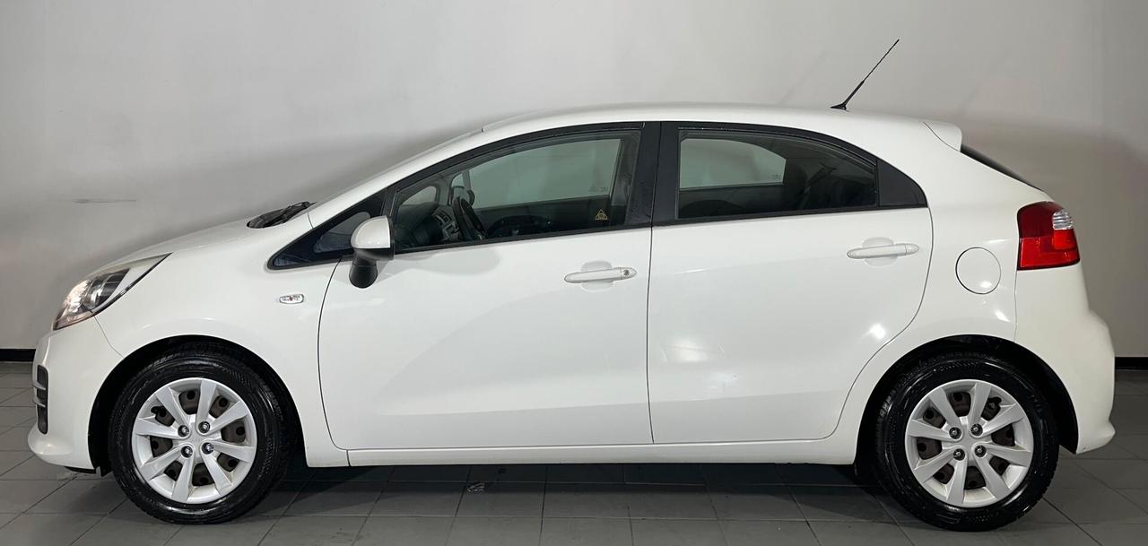 Kia Rio 1.1 CRDi 5p. Cool - ANCHE PER NEOPATENTATI!!