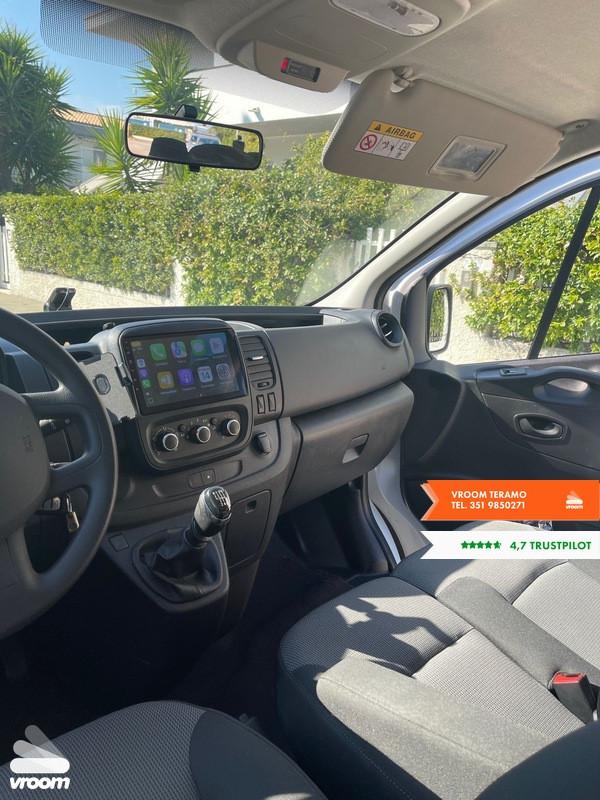 RENAULT Trafic 2.0 dCi 120CV DISABILI
