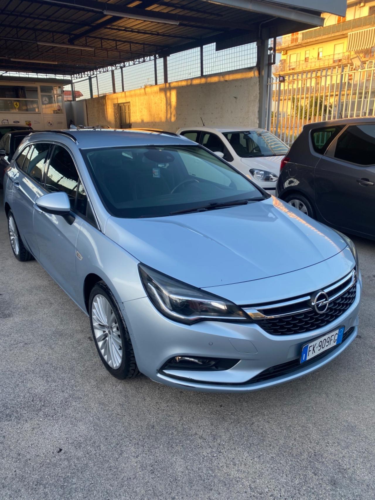 Opel Astra 1.6 CDTi 2017 Automatica Full Navi Led