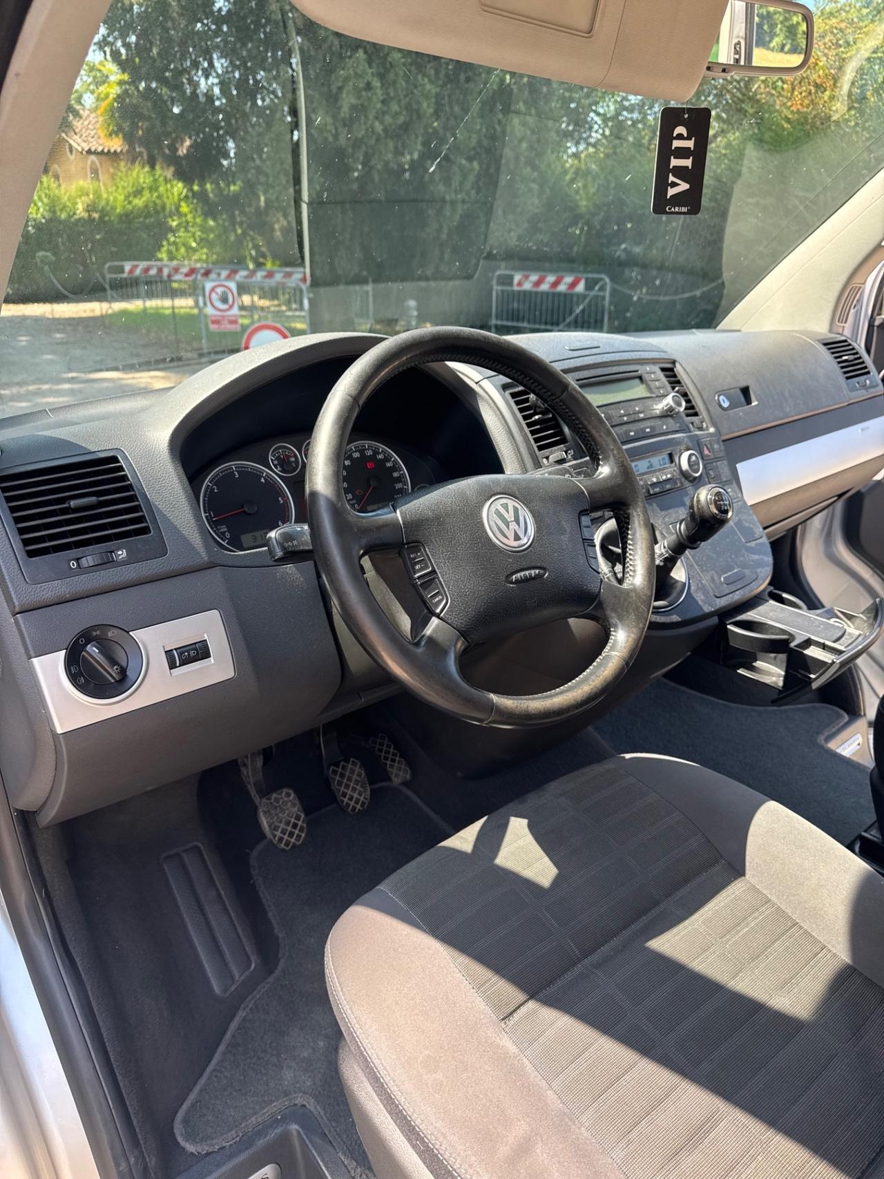 Volkswagen Multivan T5 Atlantis 2.5 TDI 174 CV 4Motion – 7 Posti – Omologato Autocaravan