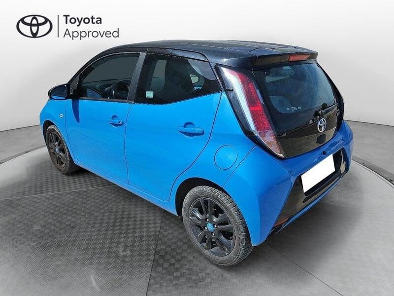 Toyota Aygo 1.0 VVT-i 69 CV 5 porte x-cite