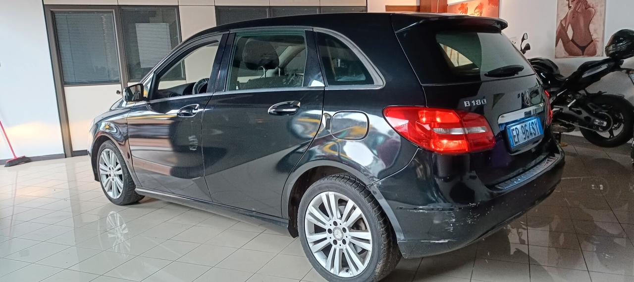 Mercedes-benz B 180 BENZINA SOLO 120MILA KM PREZZO SOTTO COSTO!!!!!