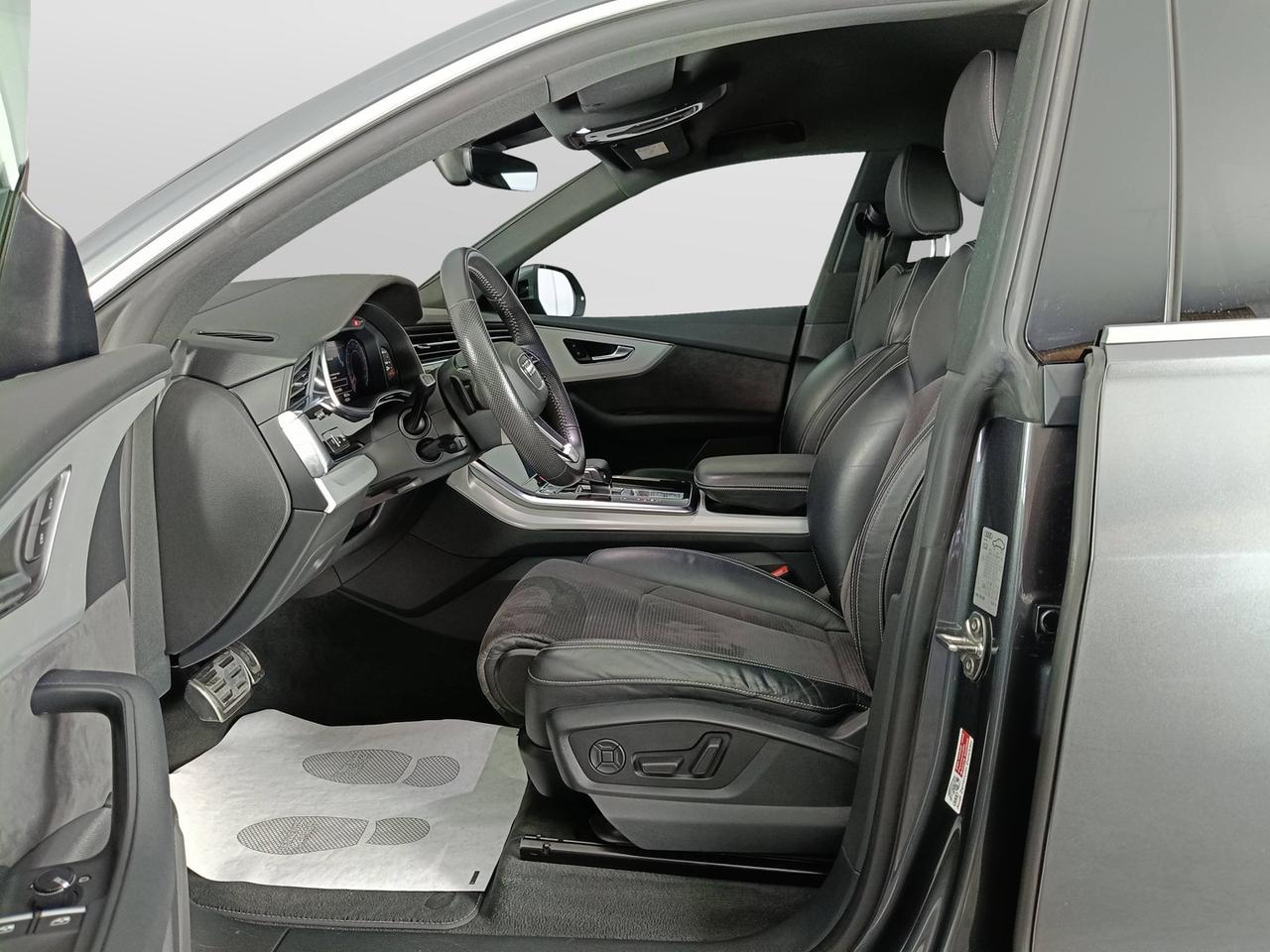 AUDI Q8 I 2018 - Q8 50 3.0 tdi mhev quattro tiptronic