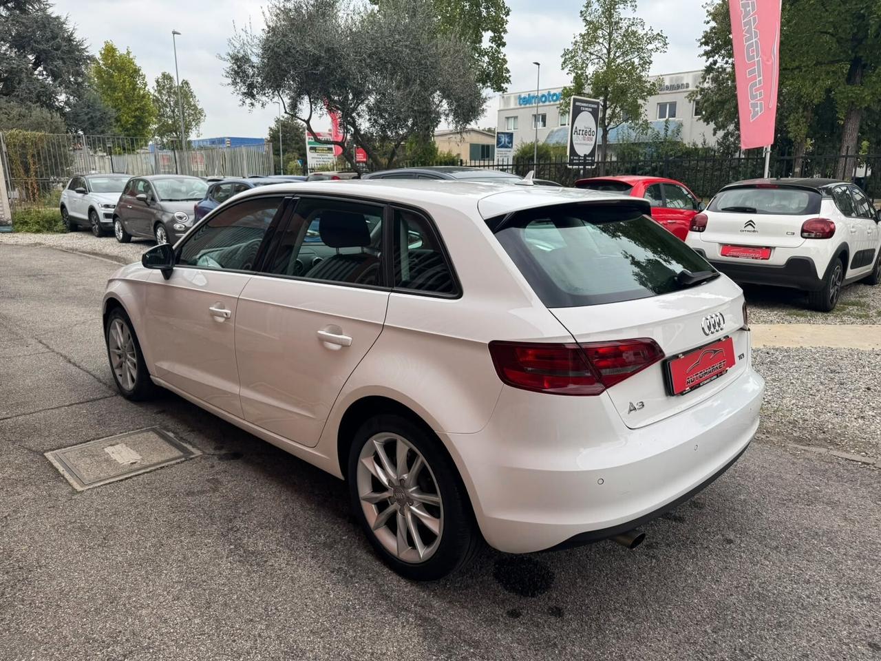 Audi A3 Sportback 1.6 tdi Business 110cv E6
