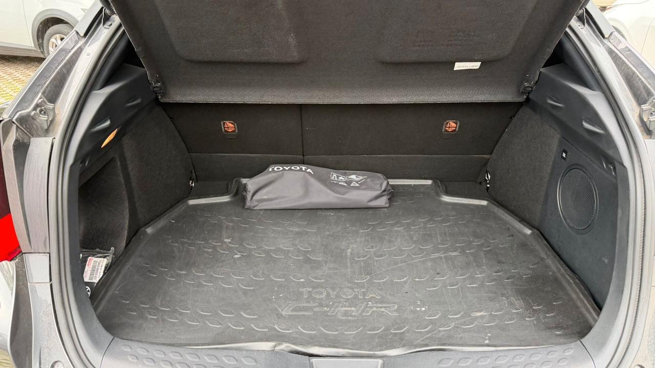 Toyota C-HR 1.8 Hybrid E-CVT Lounge