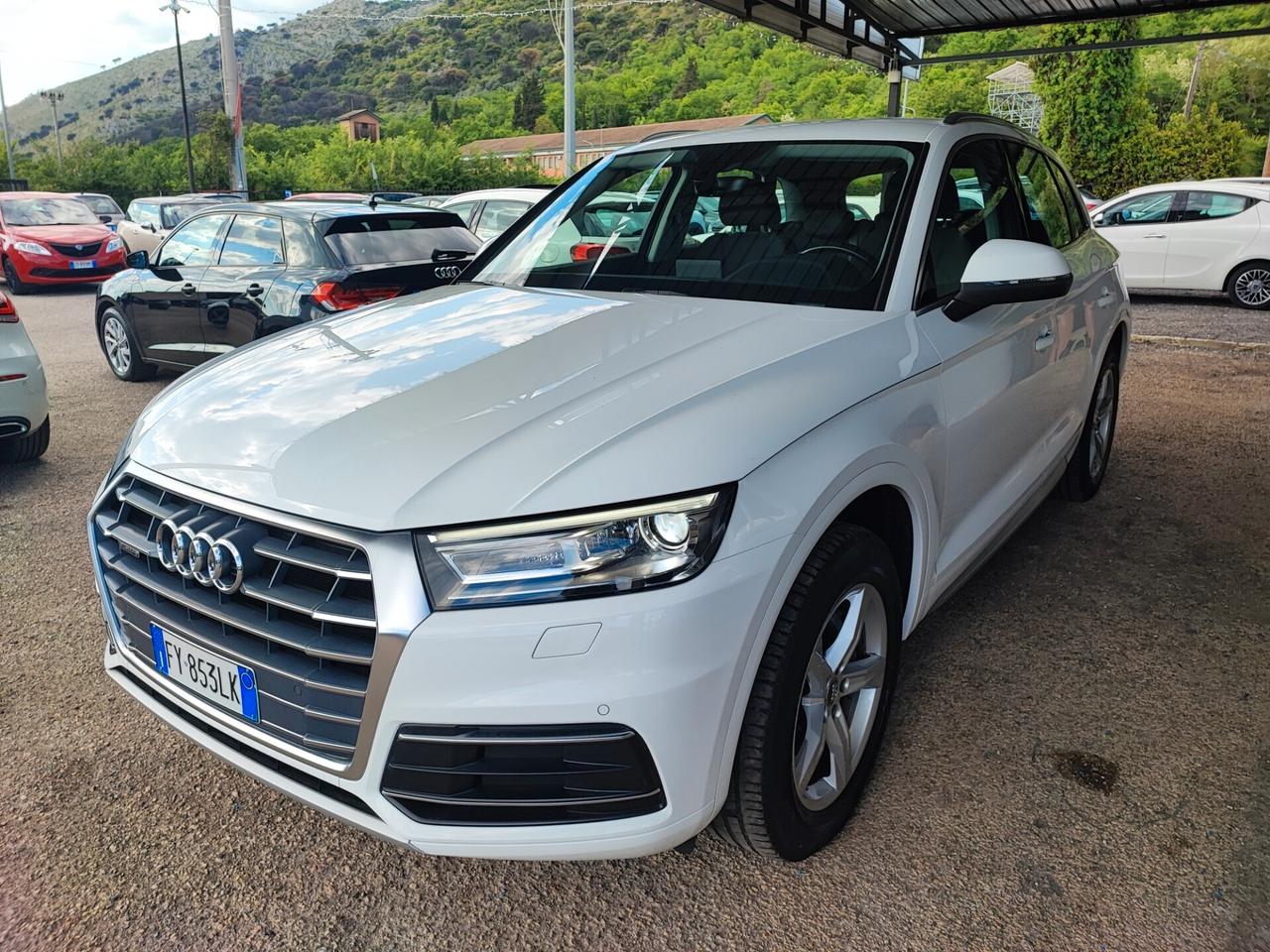 Audi Q5 40 TDI quattro S tronic Business Sport