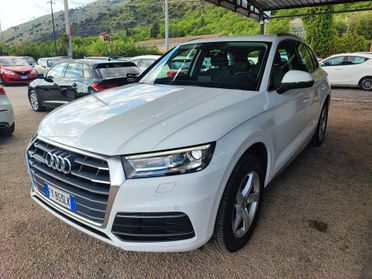 Audi Q5 40 TDI quattro S tronic Business Sport