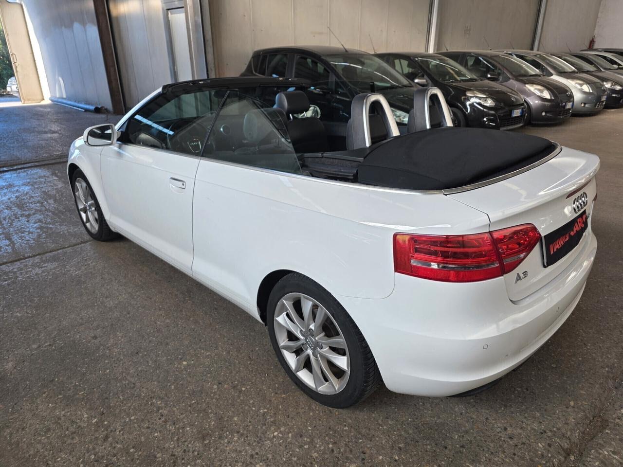 Audi A3 Cabrio 1.6 TDI 105 CV CR Ambition