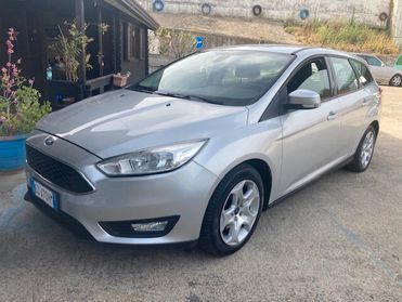 Ford Focus 1.6 120 CV GPL SW Titanium