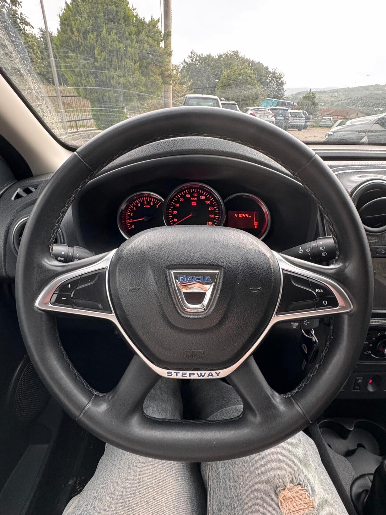 DACIA SANDERO STEPWAY 1.5 dCi 95 CV 2020