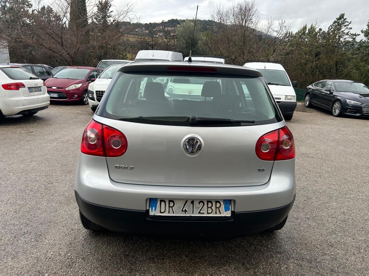 Volkswagen Golf 1.6 Benzina 99000km