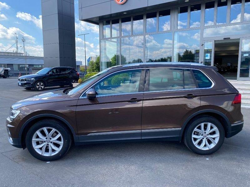 Volkswagen Tiguan 1.4TSI 150 DSG Executive 1°PROP-GARANZIA-KM CERTIF