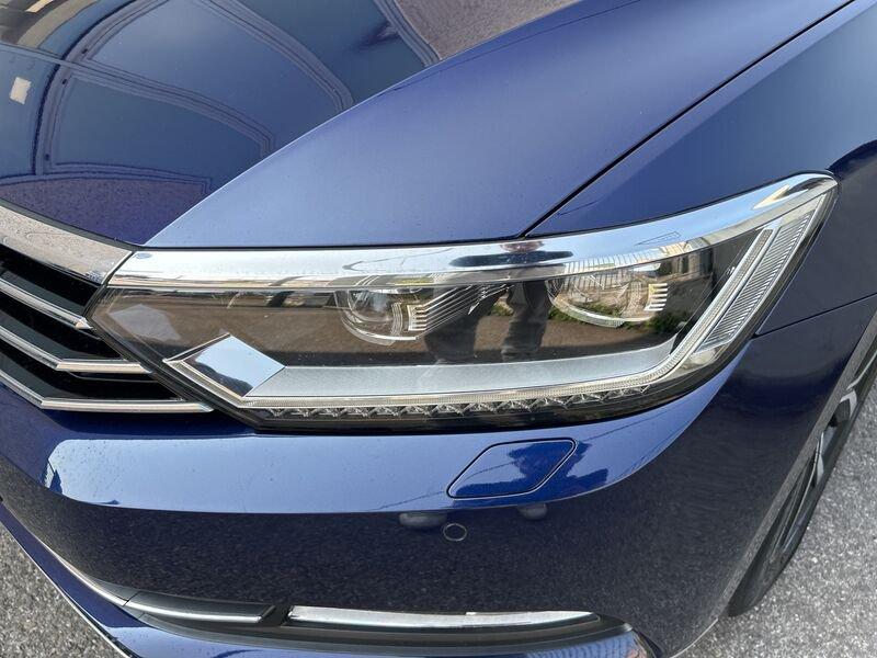 Volkswagen Passat Variant 2.0 TDI 190 CV 4MOTION DSG Executive BMT