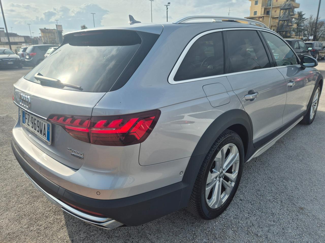 Audi A4 allroad 45 TDI tiptronic Business Evolution