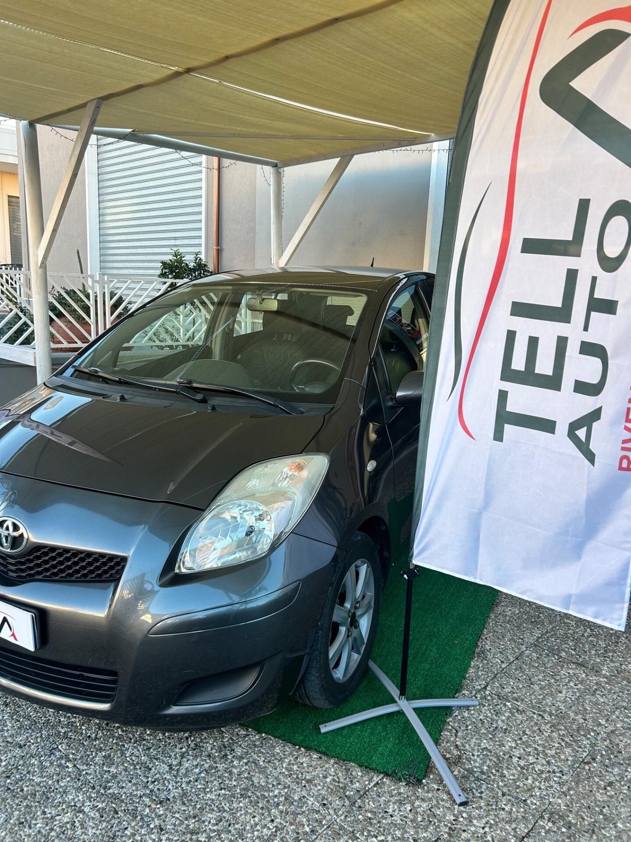 Toyota Yaris 1.0 5 porte