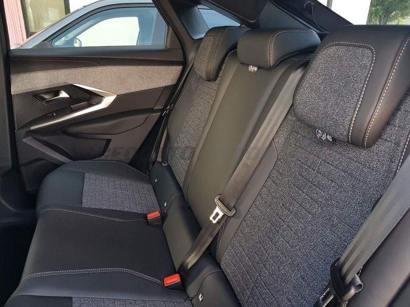 Peugeot 3008 3008 1.2 hybrid Allure 136cv e-dcs6