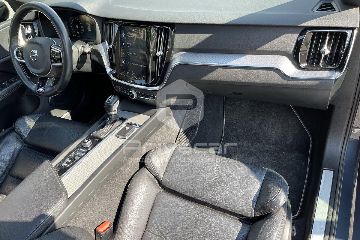 VOLVO V60 D4 Geartronic R-design