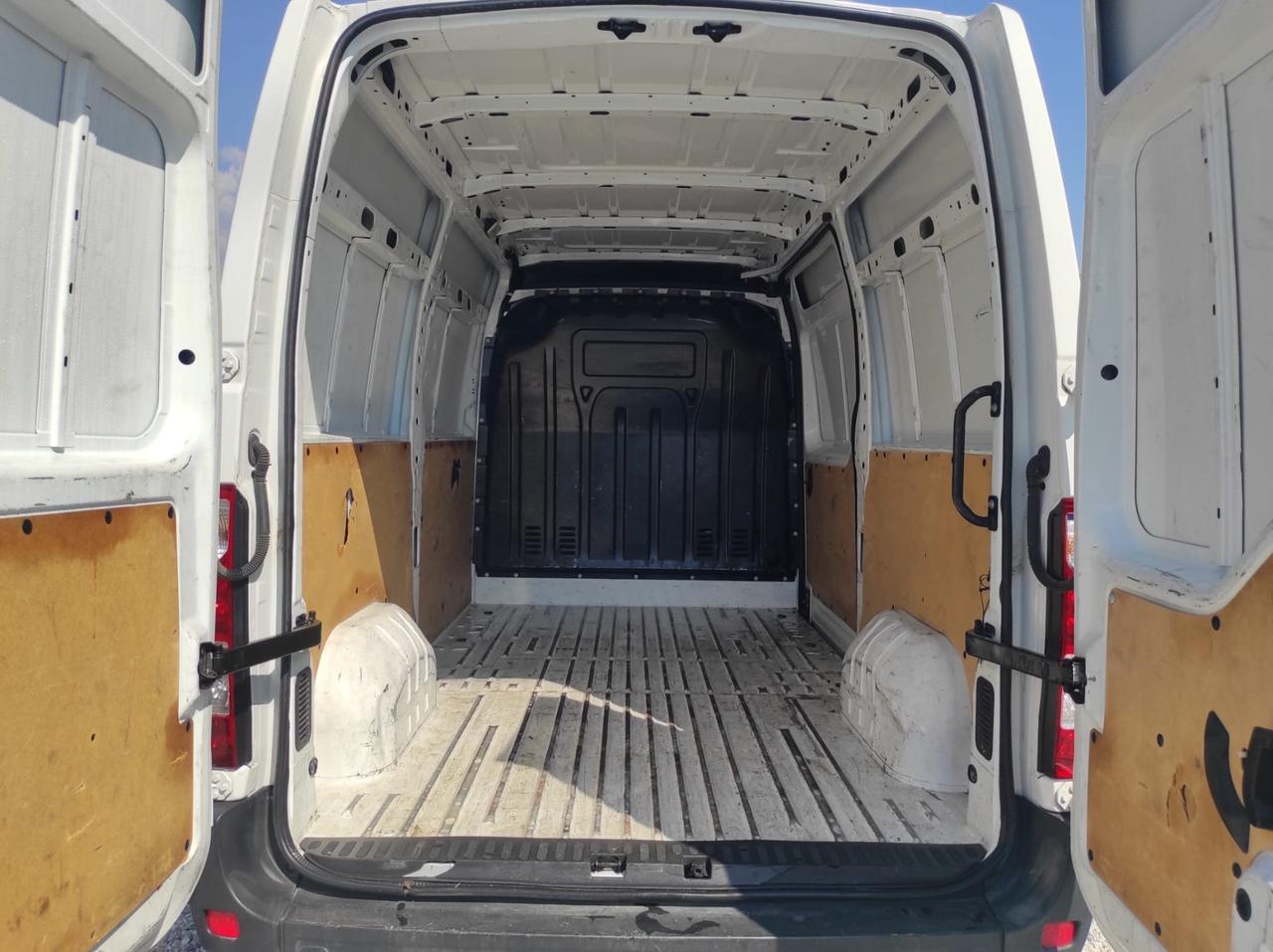Renault Master T33 2.3 dCi 135CV Iva Compresa