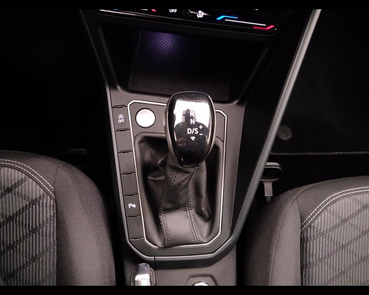 VOLKSWAGEN Taigo - Taigo 1.5 tsi R-Line 150cv dsg