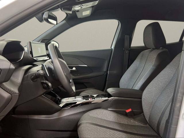 PEUGEOT 2008 PureTech 130 S&S EAT8 Allure