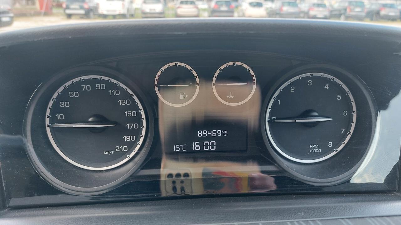 Lancia Ypsilon 1.2 69 CV 5 porte Elefantino