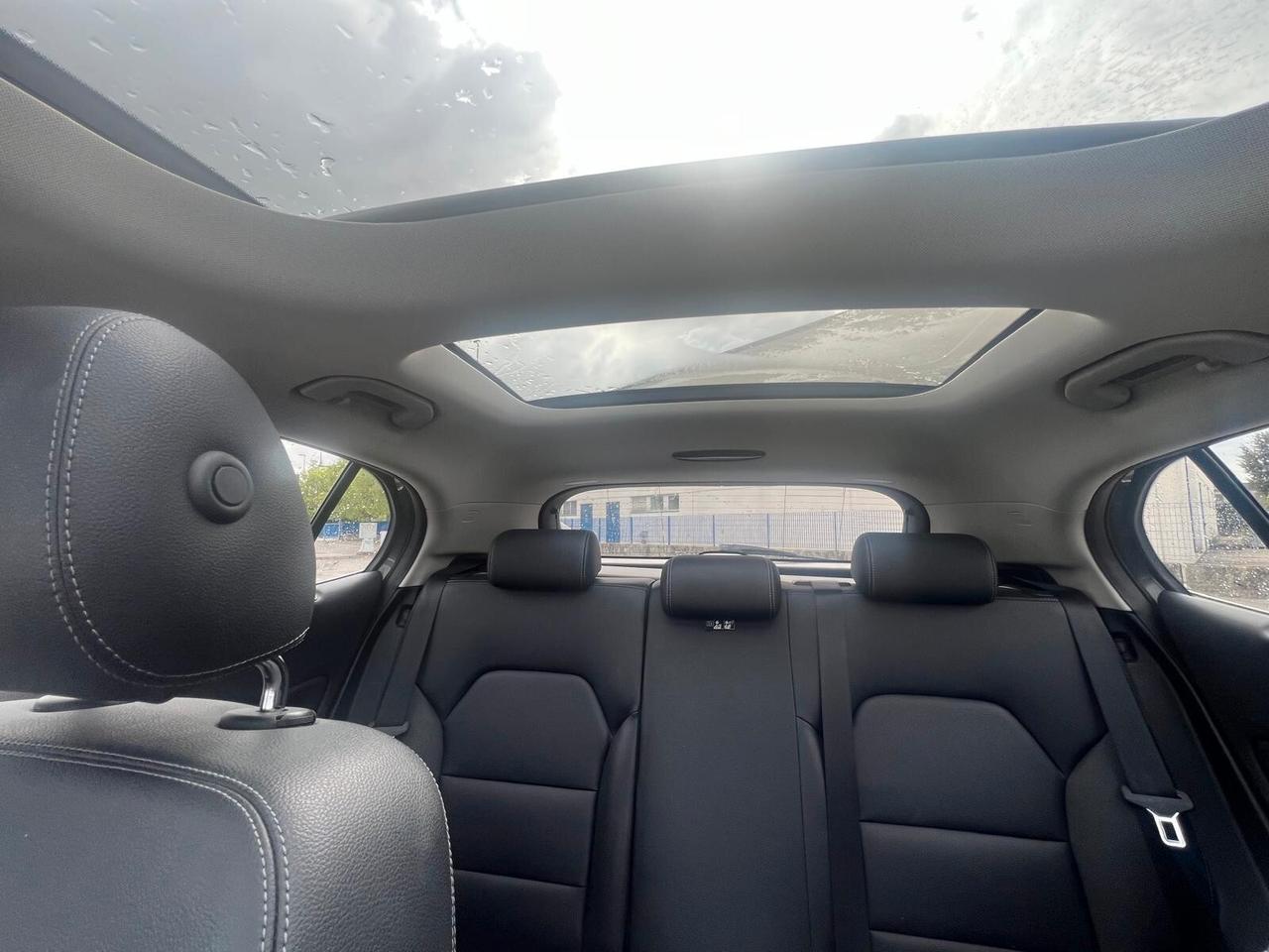 Mercedes-benz GLA 180 d Automatic Enduro