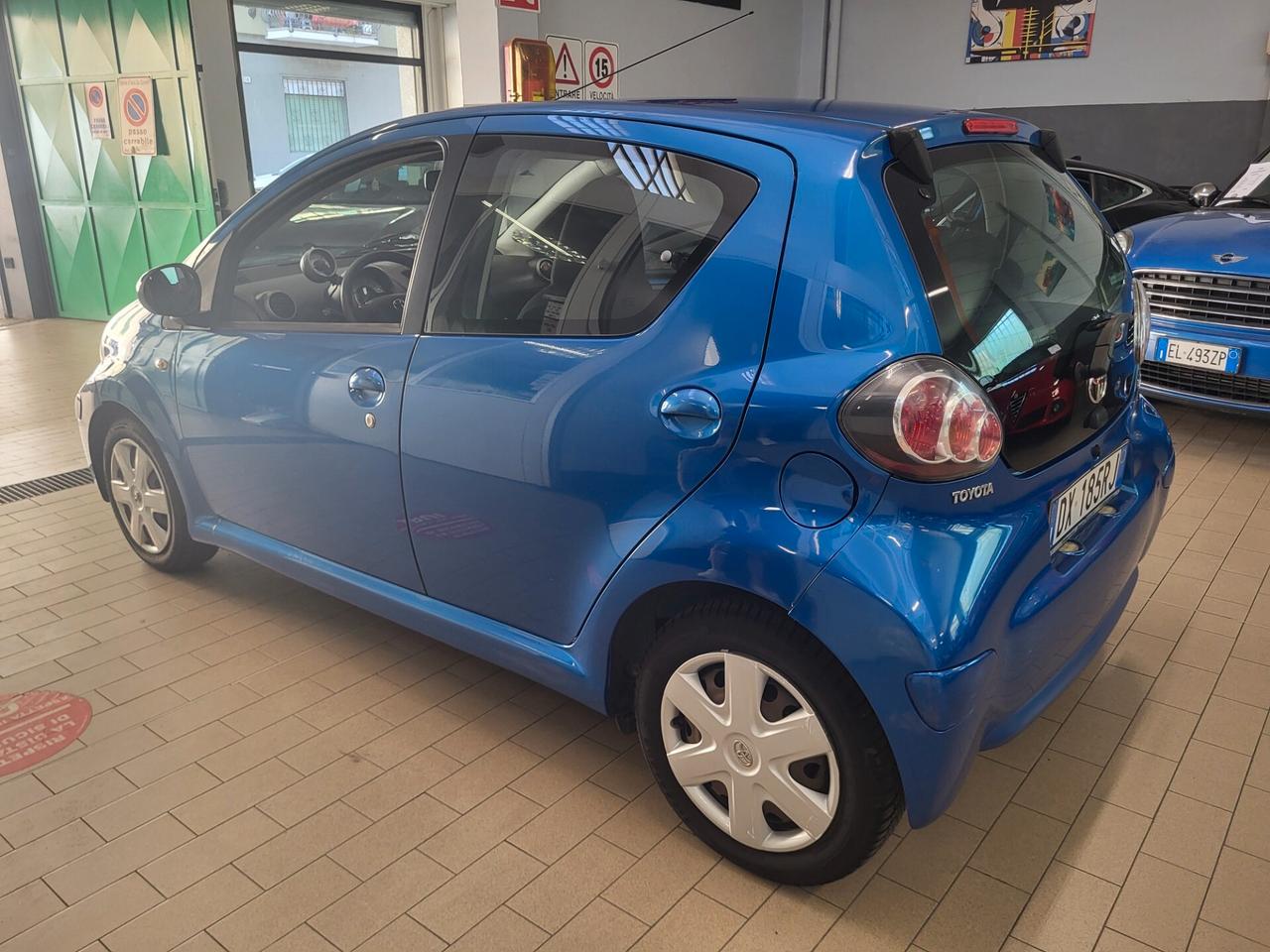 Toyota Aygo 1.0 12V VVT-i 5 porte Sol PREZZO REALE!!
