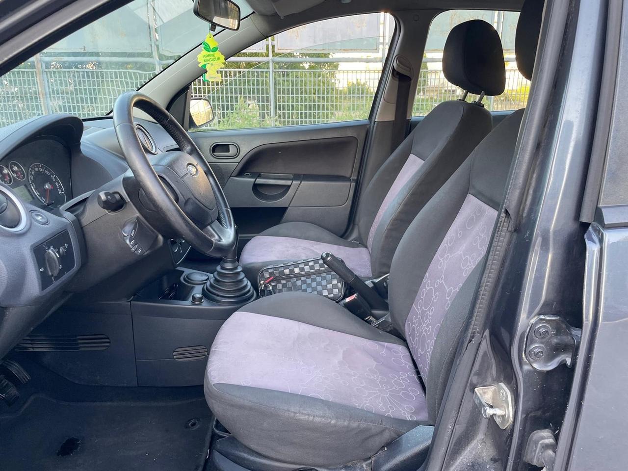 Ford Fiesta 1.4 TDCi 5p. Titanium Full Perfett