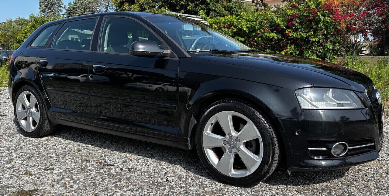 Audi A3 SPB 1.6 TDI 105 CV CR Ambition