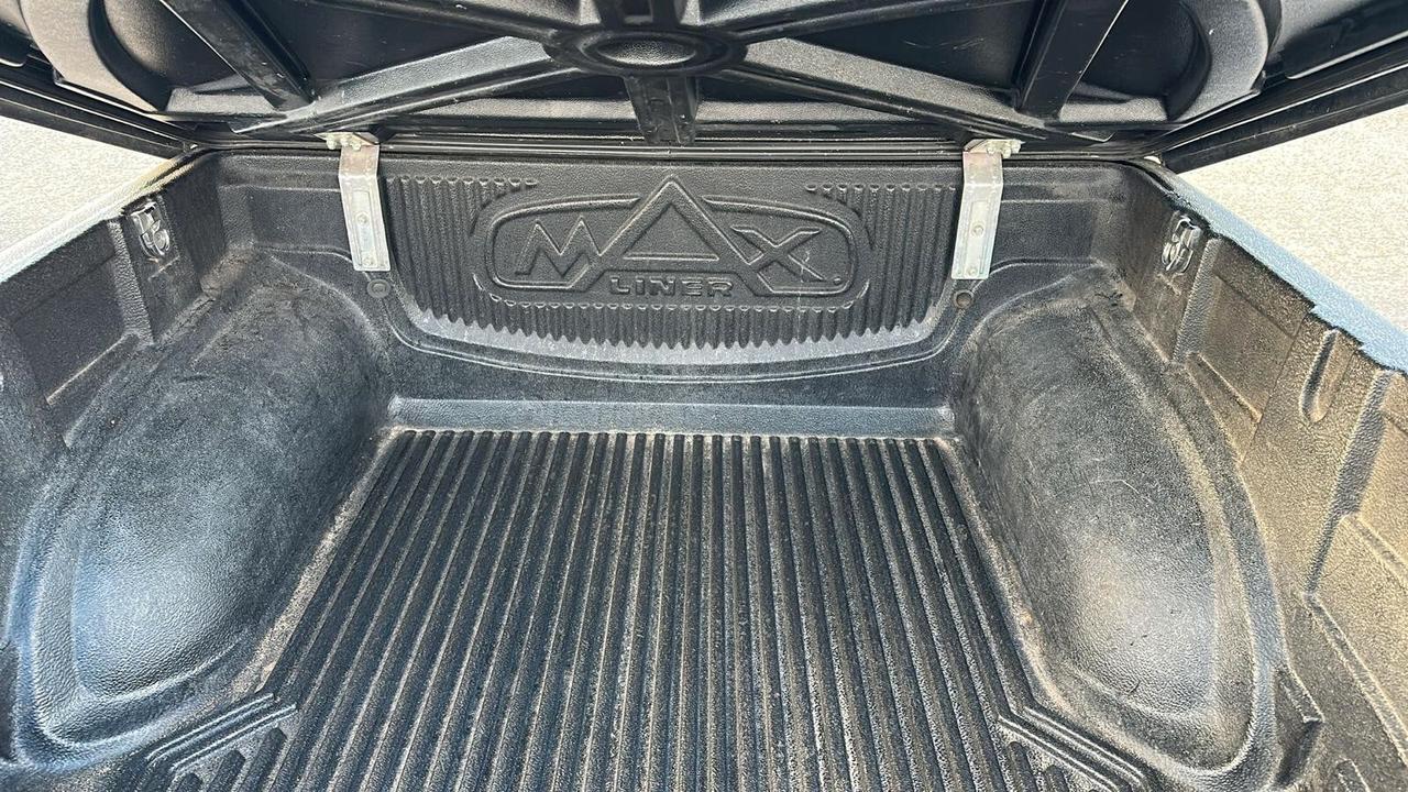 Isuzu D-Max 2.5 TD cat Crew Cab 4WD Pick-up L EU4