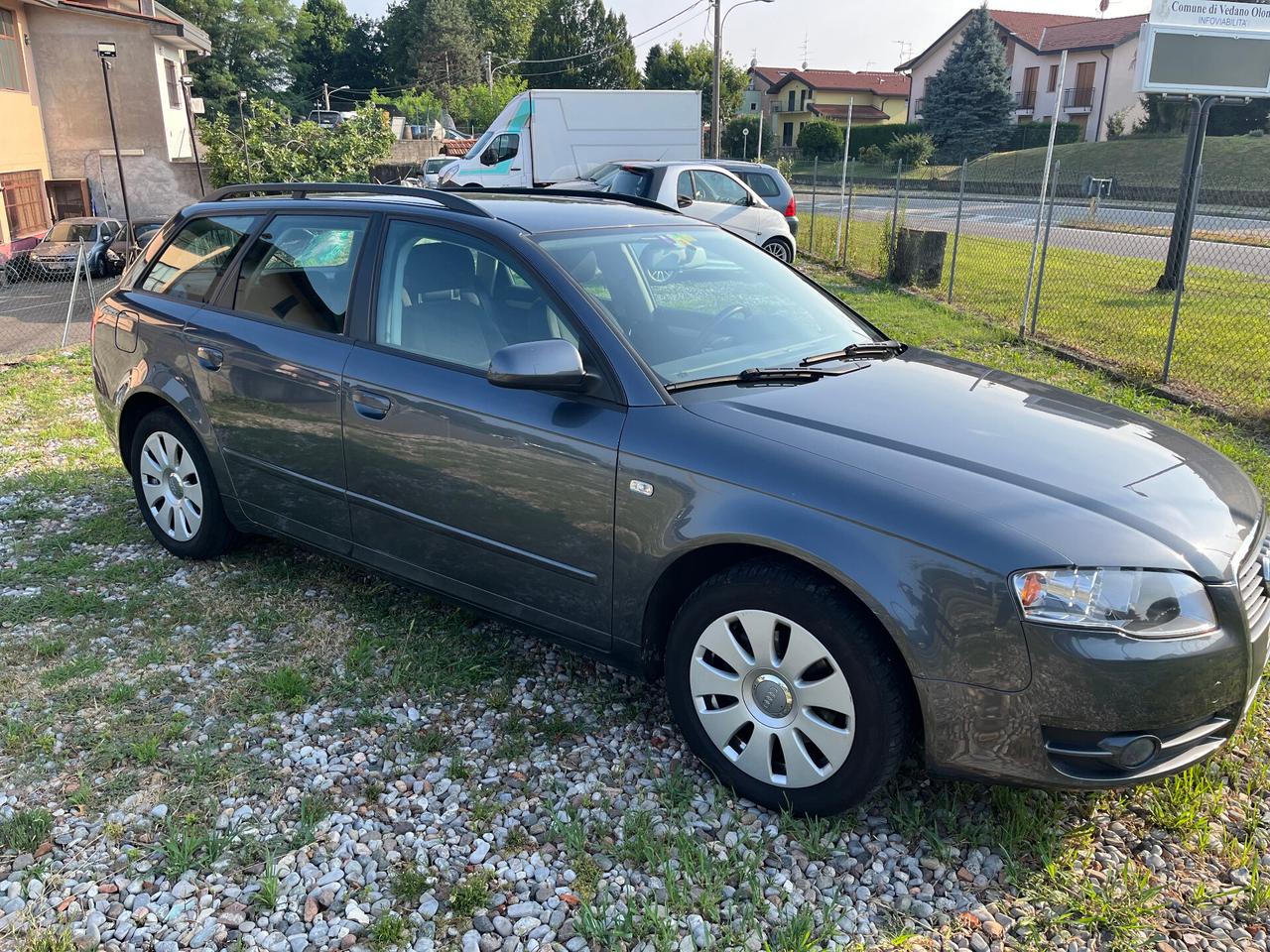 Audi A4 1.9 TDI 2008 - Si Permuta