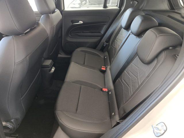 JEEP Avenger 1.2 Turbo 100 CV ALTITUDE CON RETROCAMERA