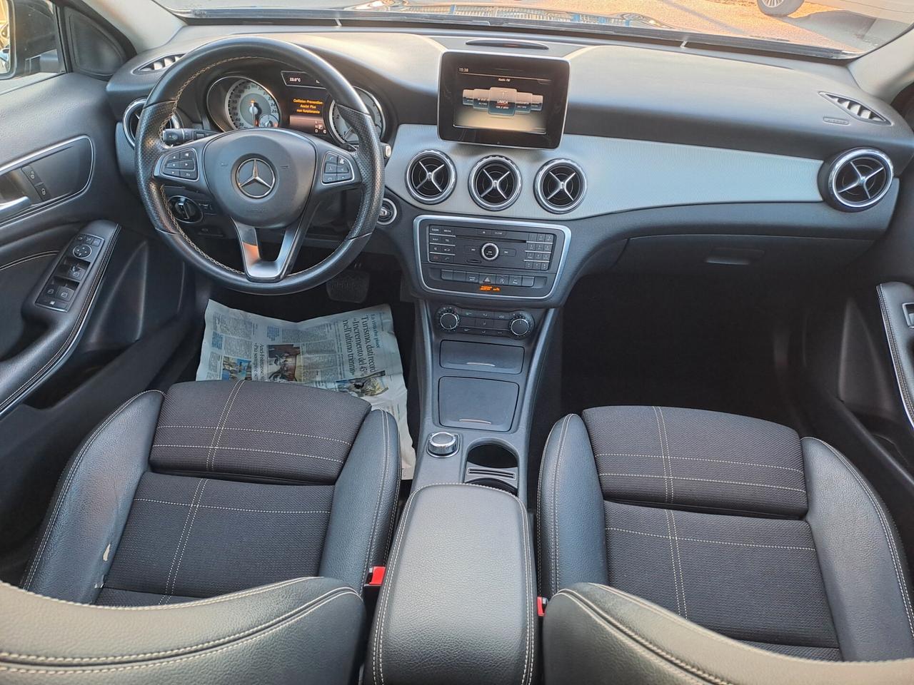 Mercedes-benz GLA 180 d Sport nord italia