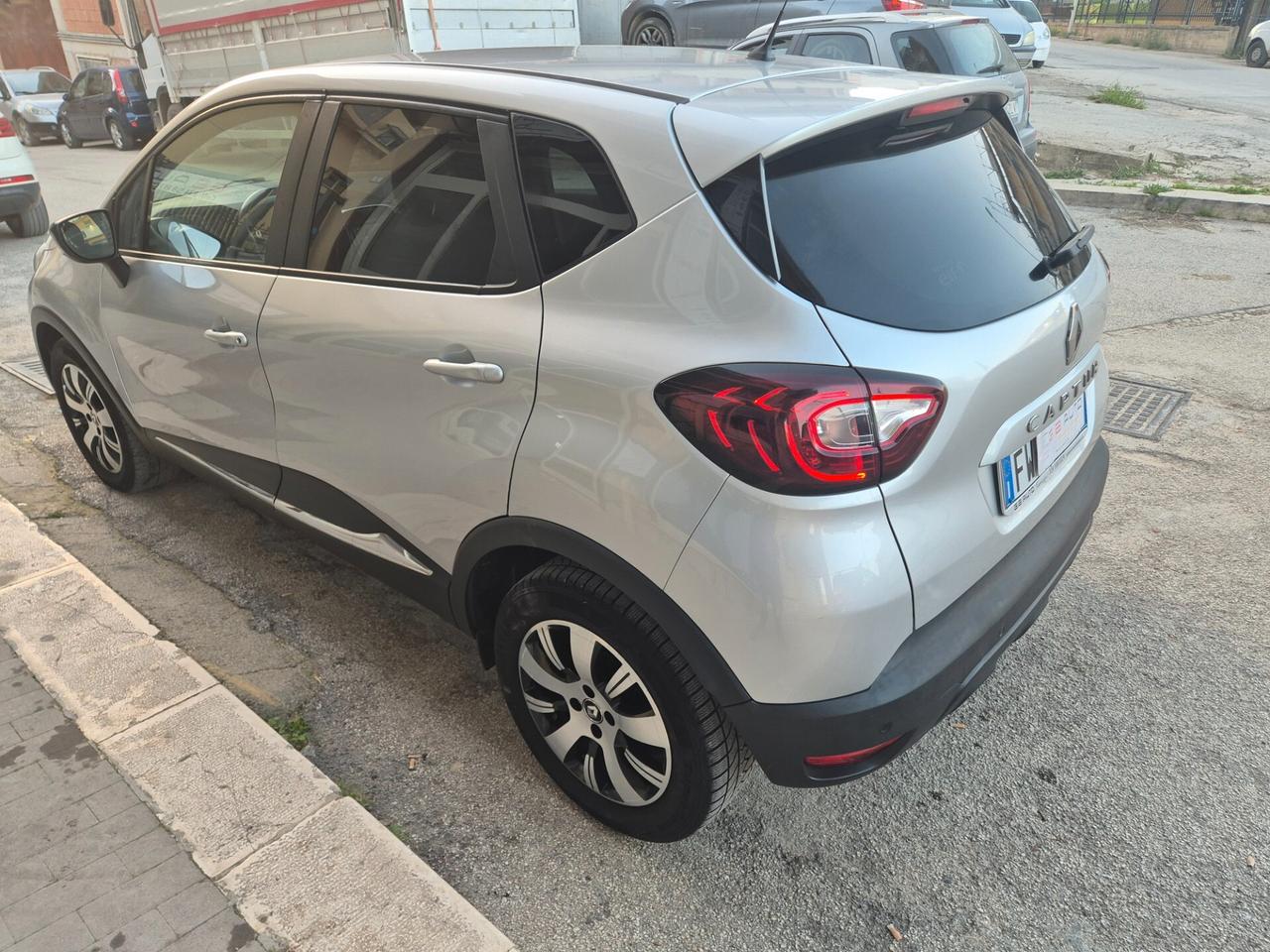 RENAULT CAPTUR 1.5 DCI ANNO 2019 KM 120000 CERT