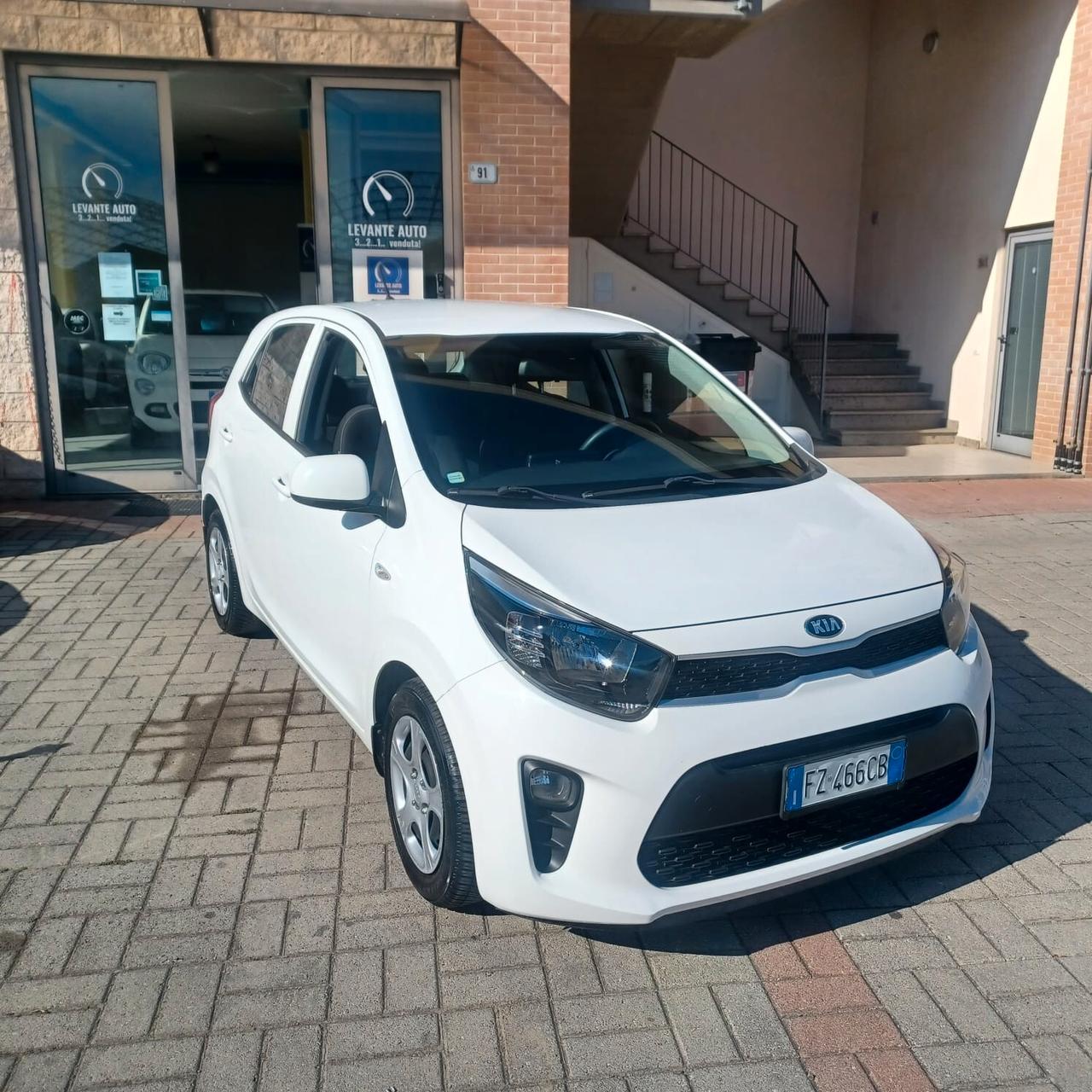 58.968KM COME NUOVA PICANTO 1.0 PER NEOPATENTATI