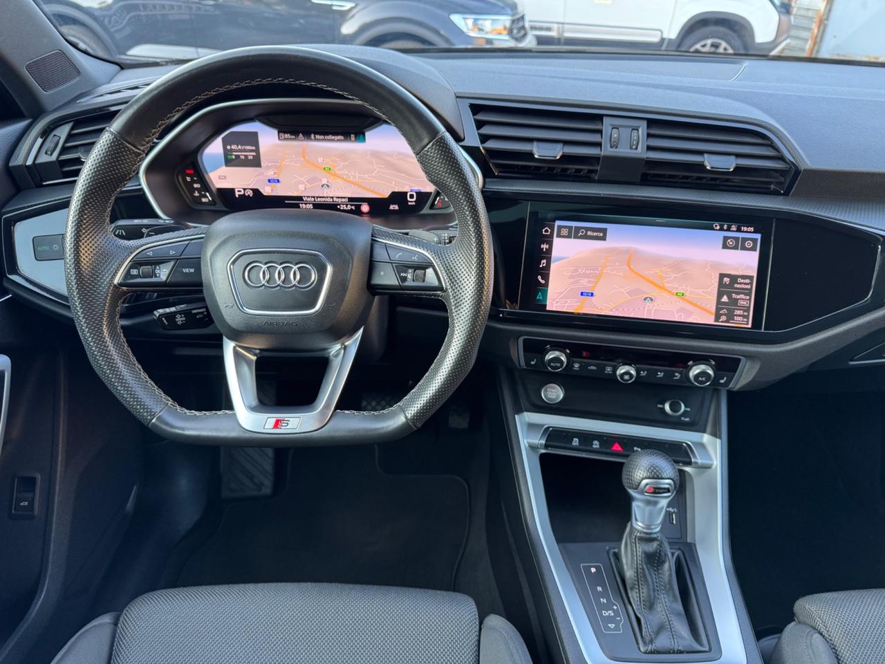 Audi Q3 35 2.0TDI 150cv S tronic S line Tetto 2020