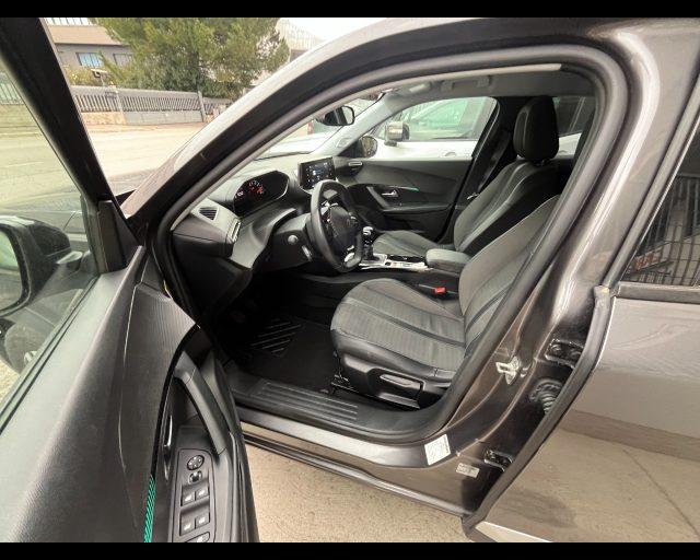 PEUGEOT 2008 PureTech 100 S&S Allure