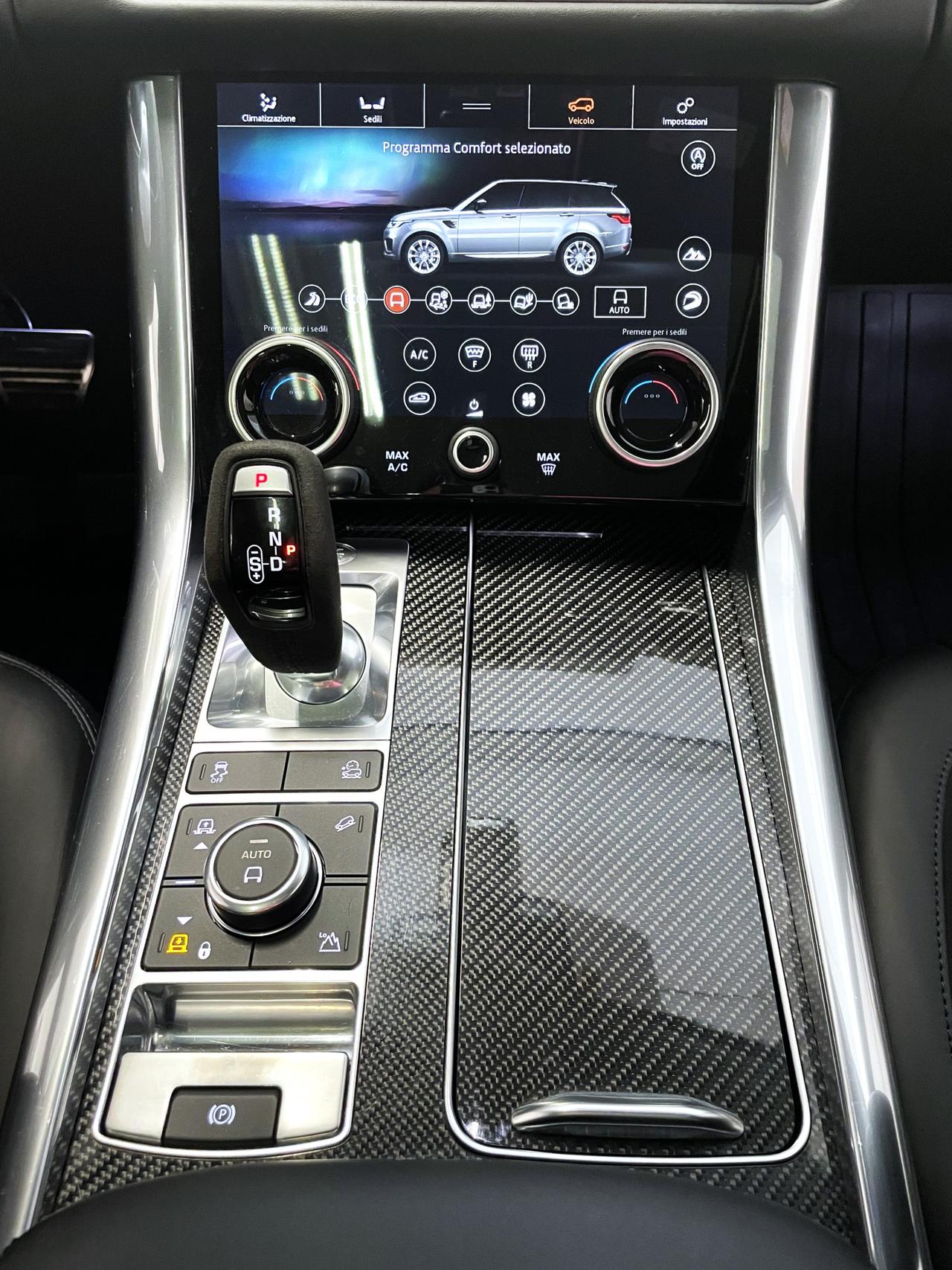 RANGE ROVER SPORT HST HYBRID Total Black +CARBONIO