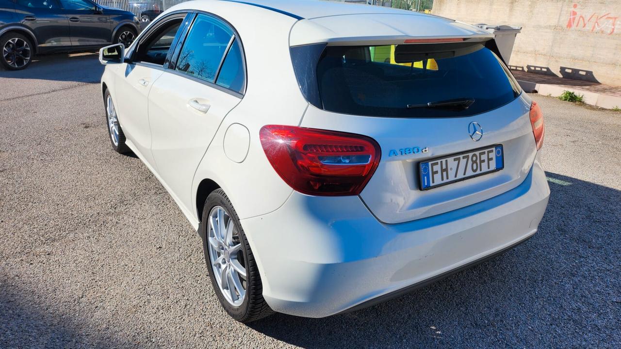 Mercedes-benz A 180 A 180 d Business "AUTO"