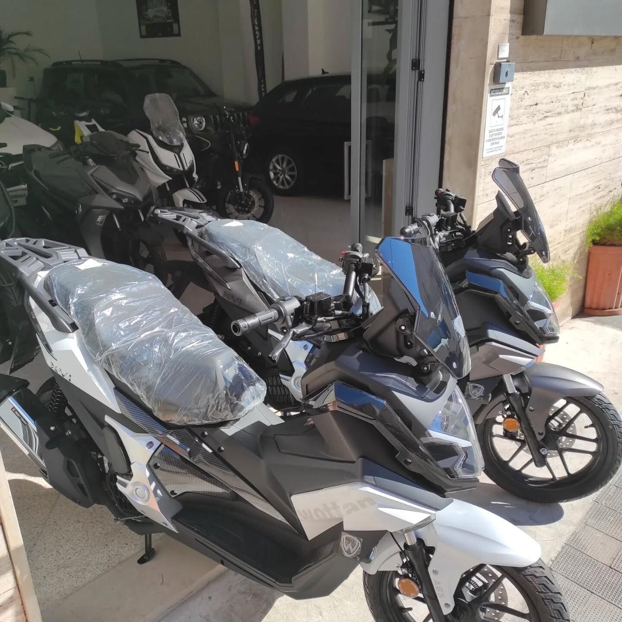 WOTTAN SIXTEEN 125 MOTORE VOGE 5 ANNI DI GARANZIA