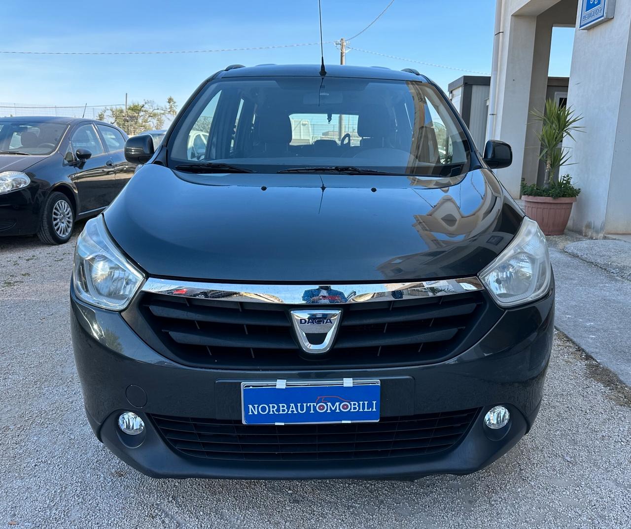 Dacia Lodgy 1.5 dCi 110CV 7pt Gancio Traino NAVI