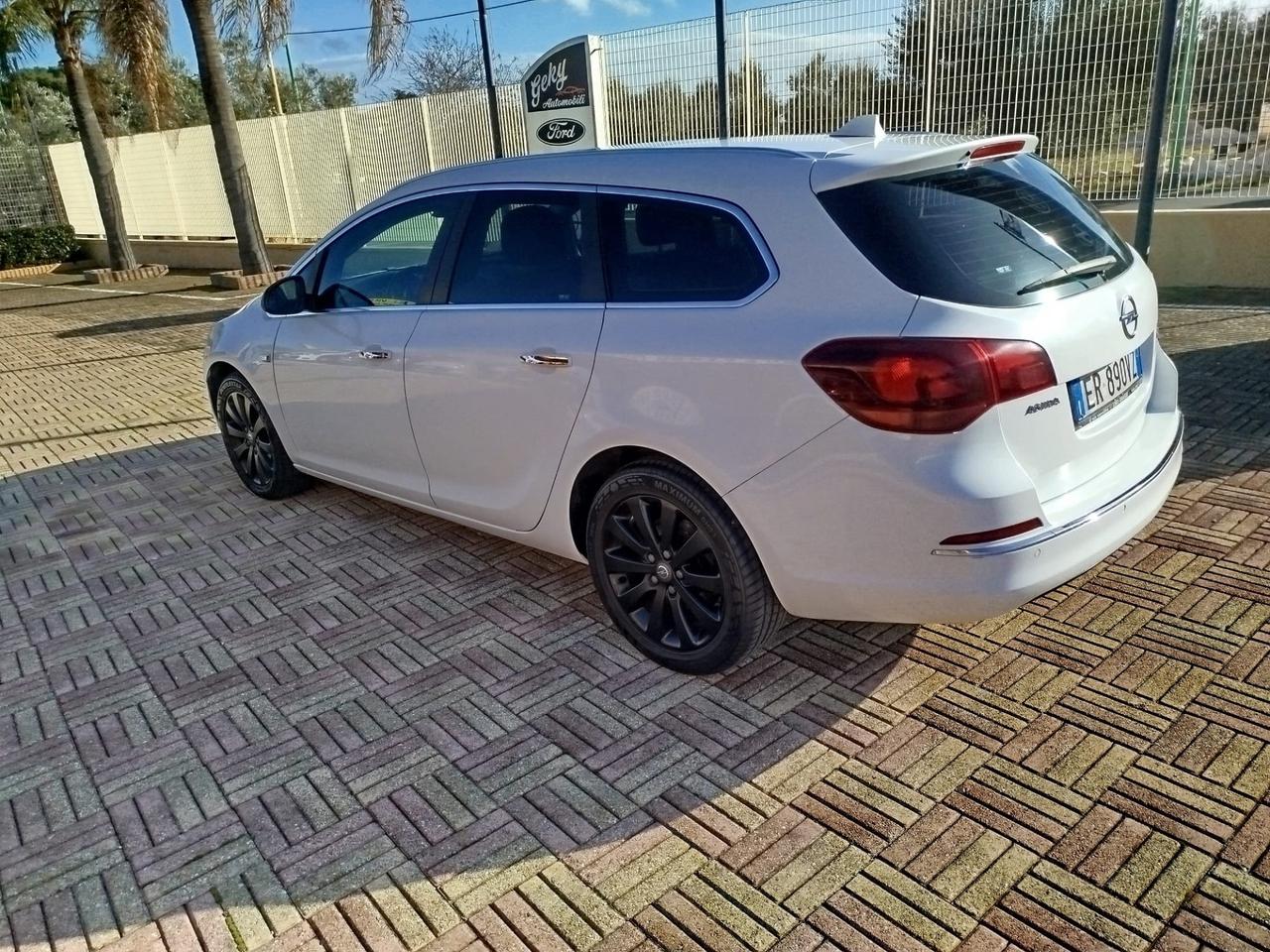 Opel Astra 1.7 CDTI 110CV Sports Tourer Cosmo